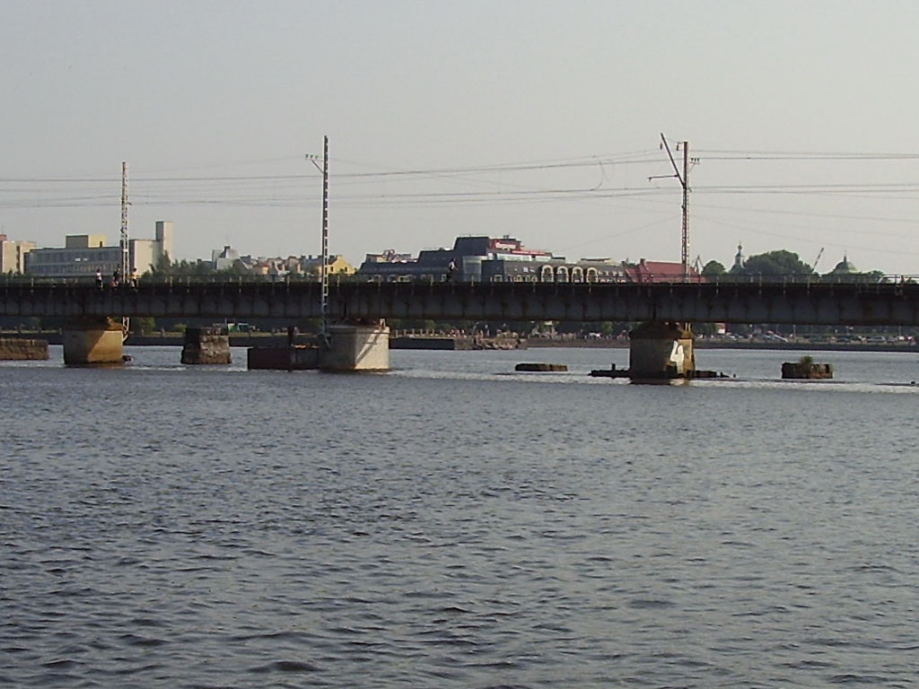 Реконструкция опор моста через Выборгский залив